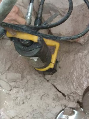 金屬礦開采利器 高效劈裂機引領行業變革，山西中德科工專業批發